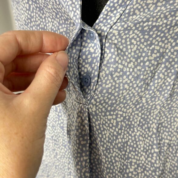 Joie 100% Silk Sleeveless Blouse Blue White Dot Print V Neck Tank Top L - Picture 6 of 8